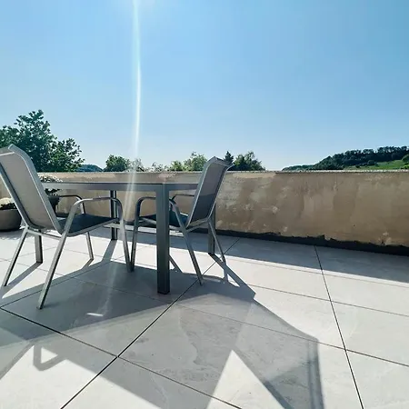 Grenzapartments Apartamento